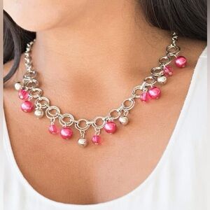 🩷Bright pink and silver beads on silver loop chain